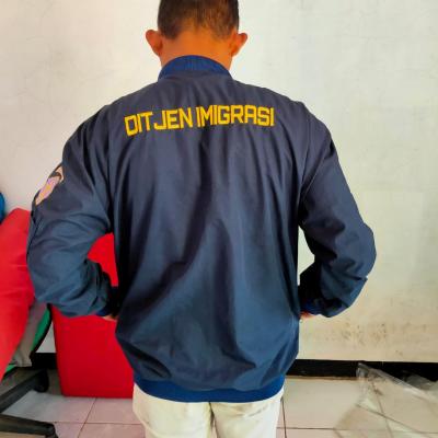 Desain Jaket Custom Alumni Di Jakarta Barat